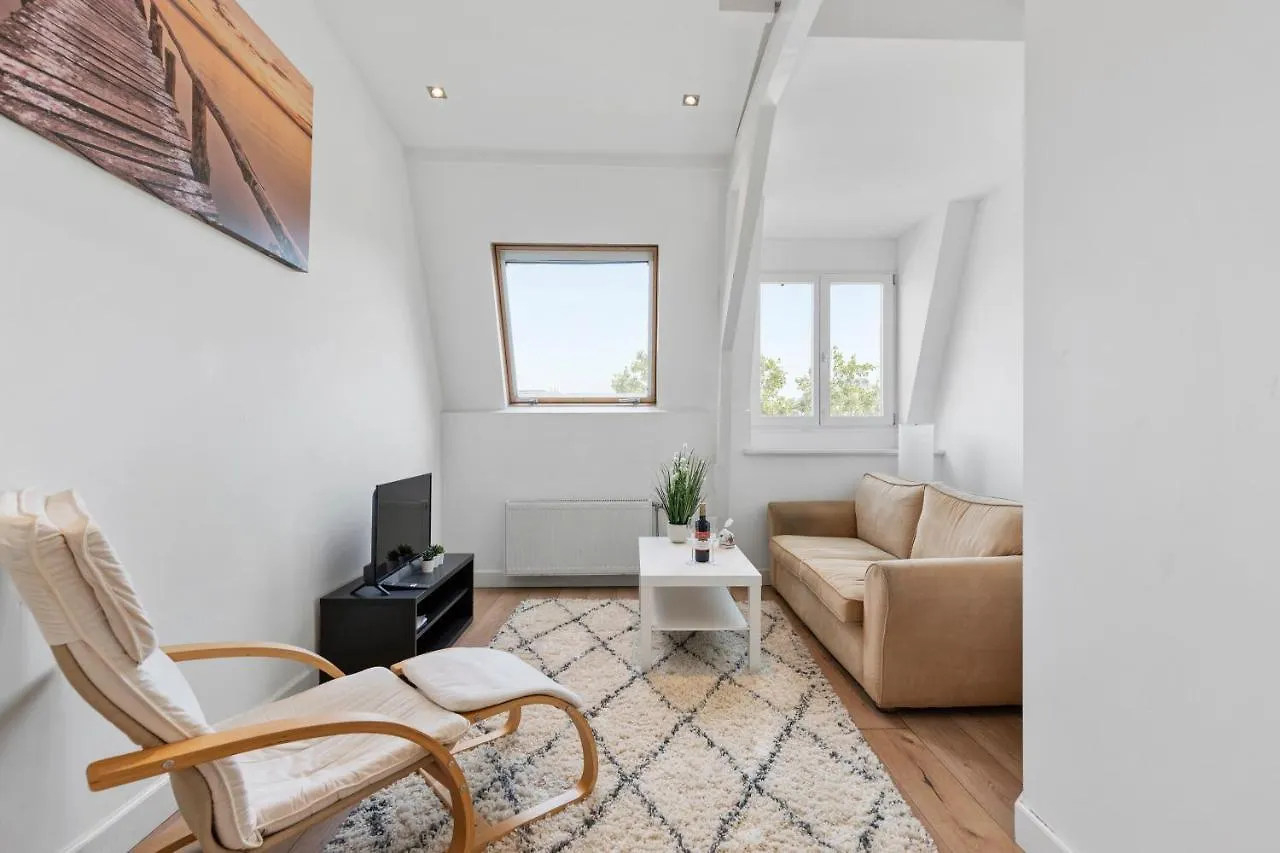 Penthouse Spacious Apartment With Canal View Amsterdam